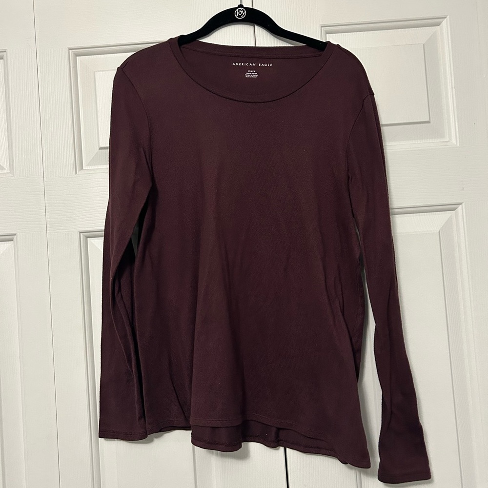 American Eagle oversized burgundy long sleeve size medium